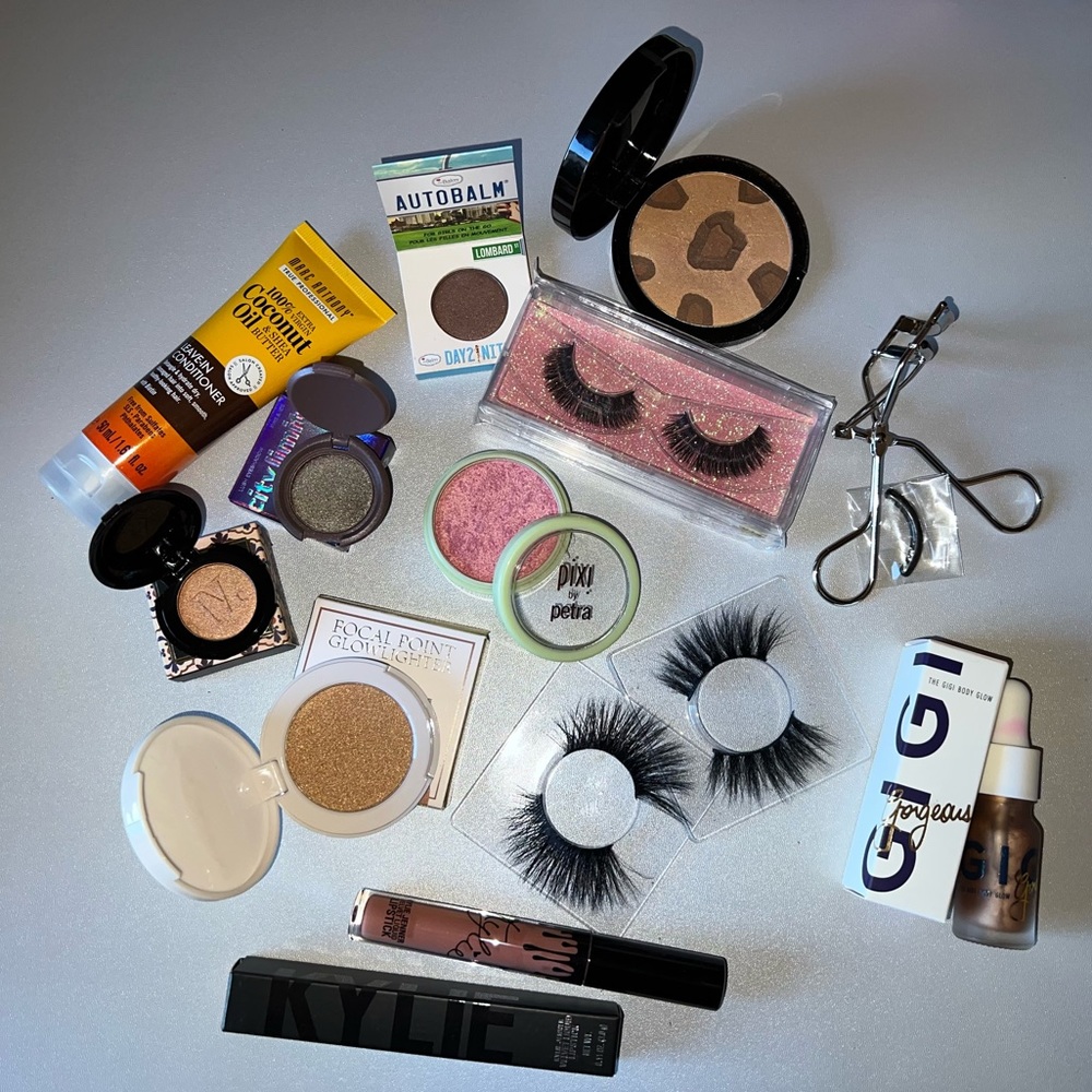 Random lot of makeup